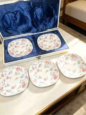 Givenchy Tea Plate Set